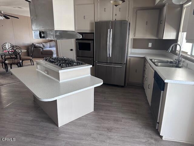 1150 Ventura Boulevard 66