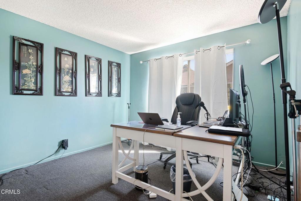 6555 Camino Venturoso