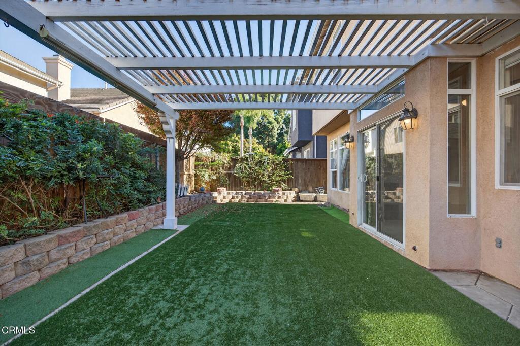 4863 Templeton Street