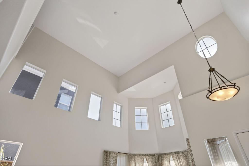 4863 Templeton Street