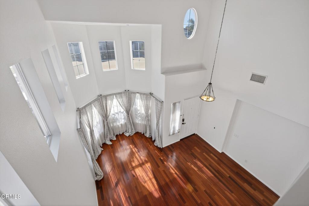 4863 Templeton Street