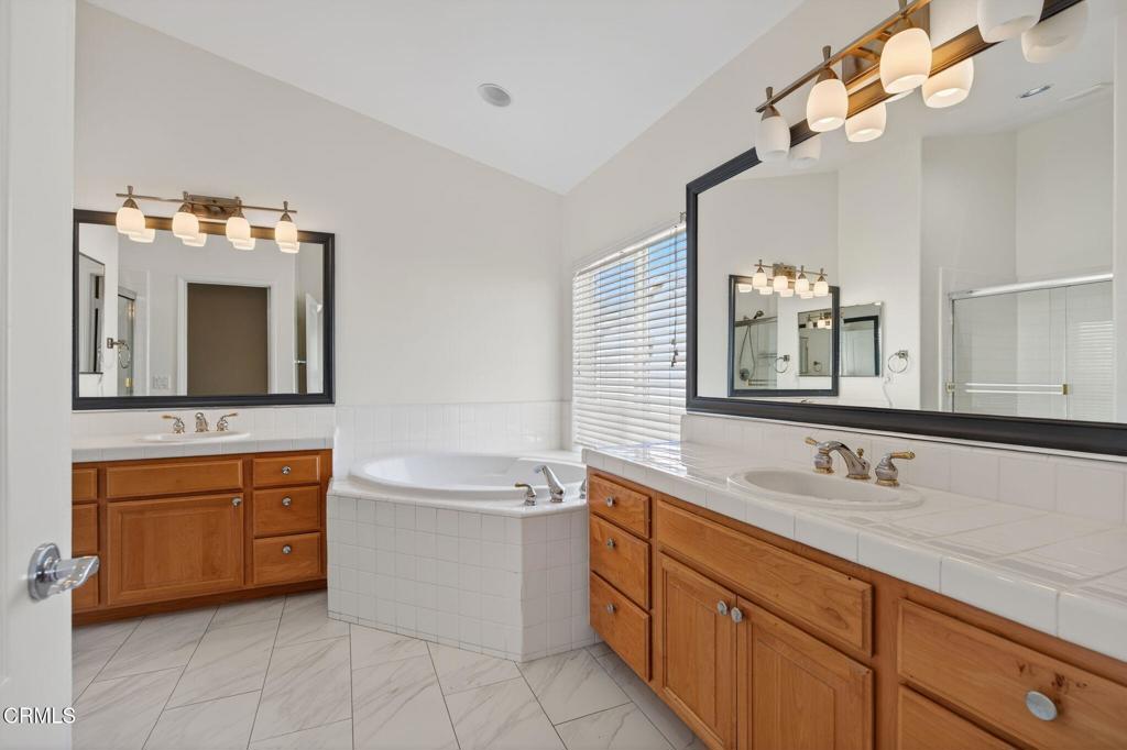 4863 Templeton Street