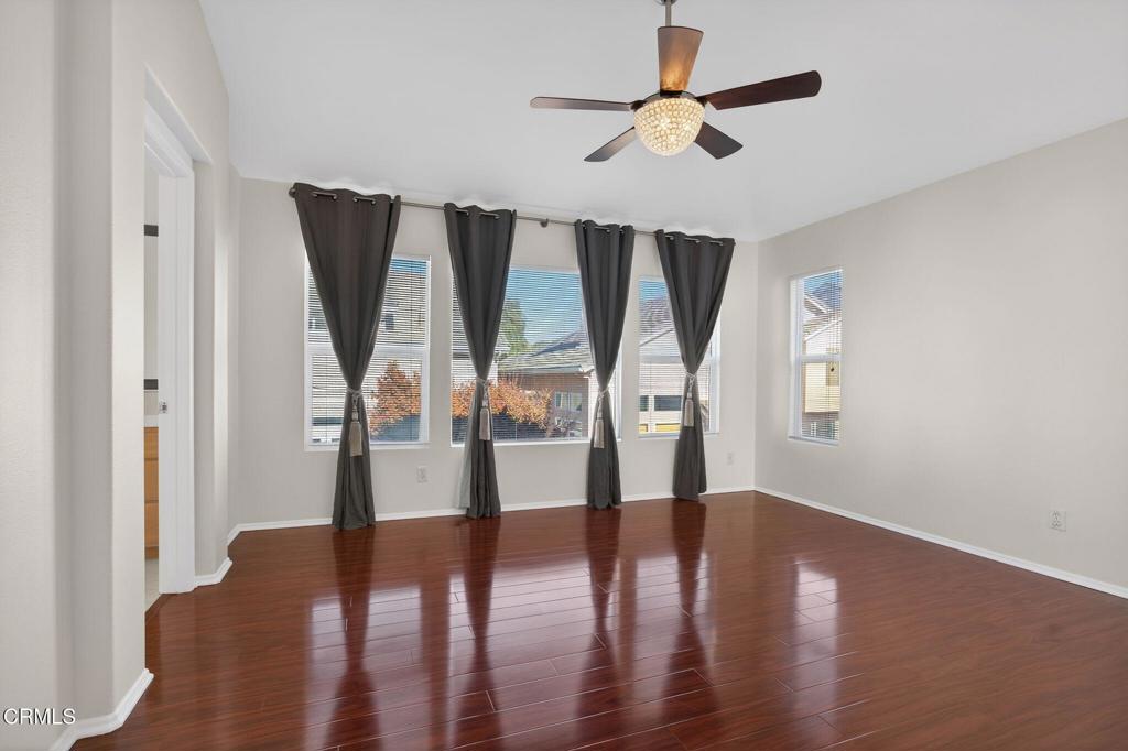 4863 Templeton Street