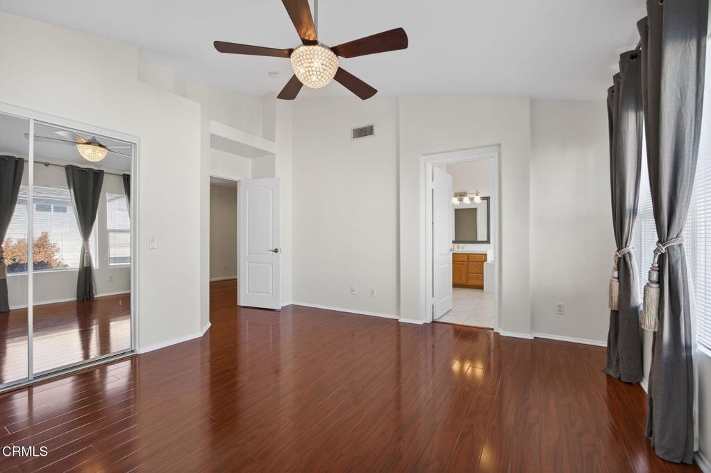 4863 Templeton Street