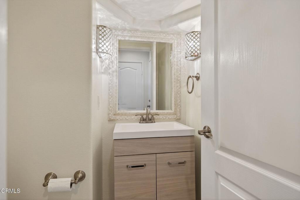 4863 Templeton Street