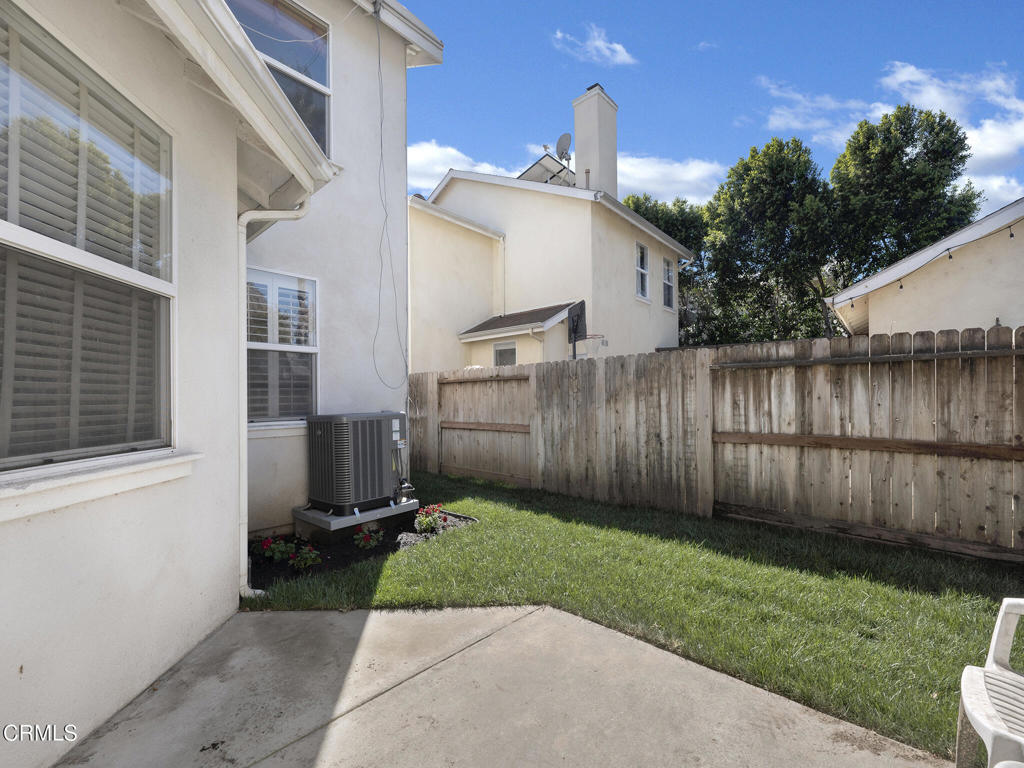 7107 Oso Avenue 16