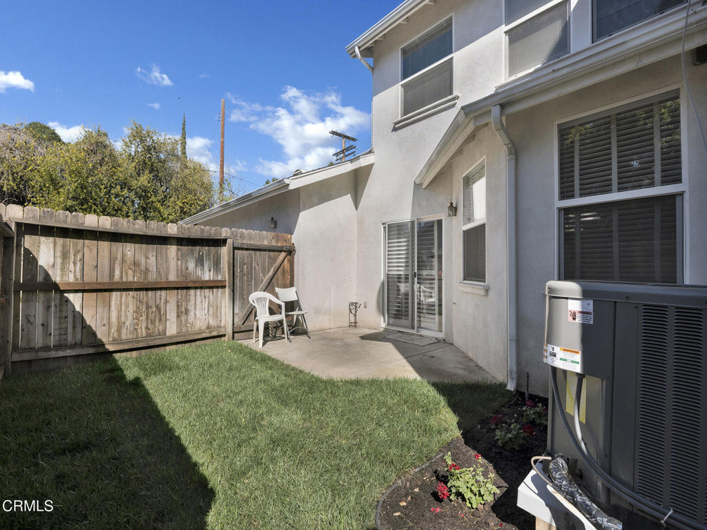 7107 Oso Avenue 16