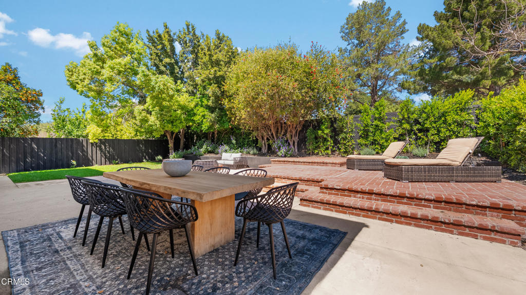 2283 Northpark Street