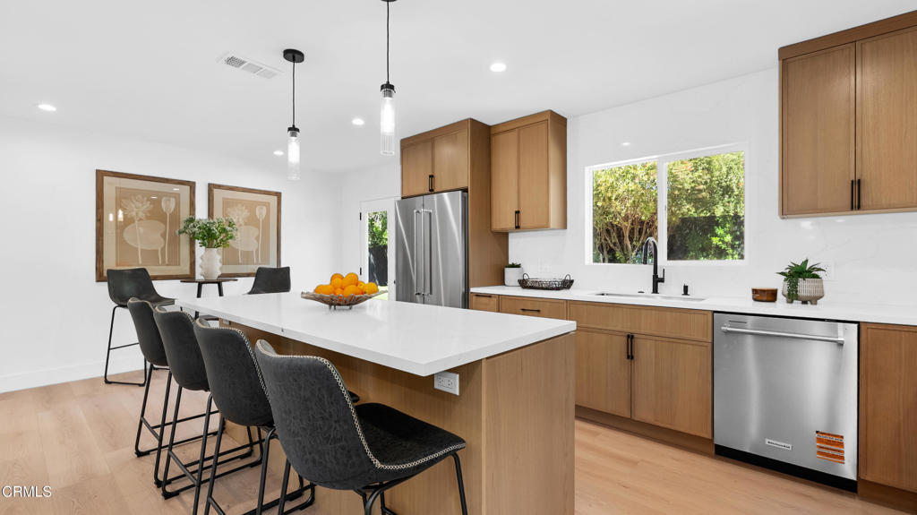 2283 Northpark Street