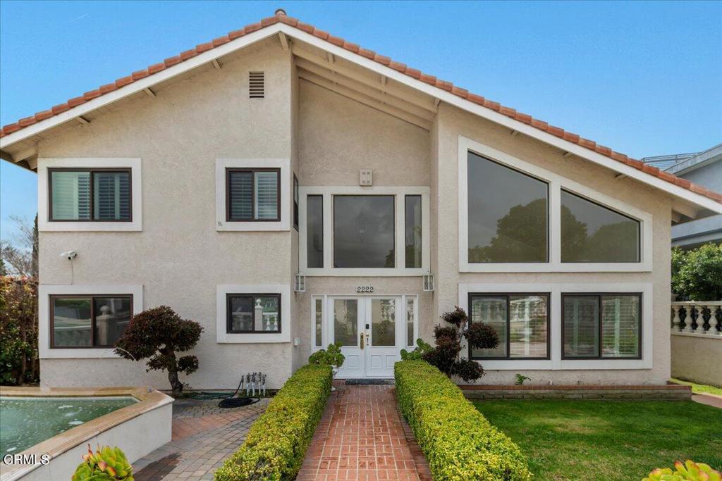 2222 Pier Avenue