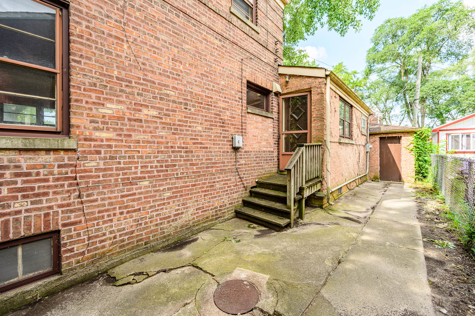 2536 W 101st Place