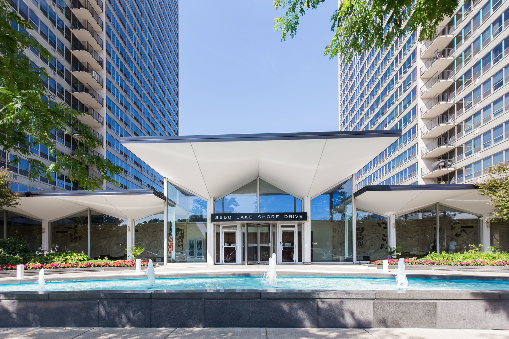 3550 N Lake Shore Drive Unit: 1515