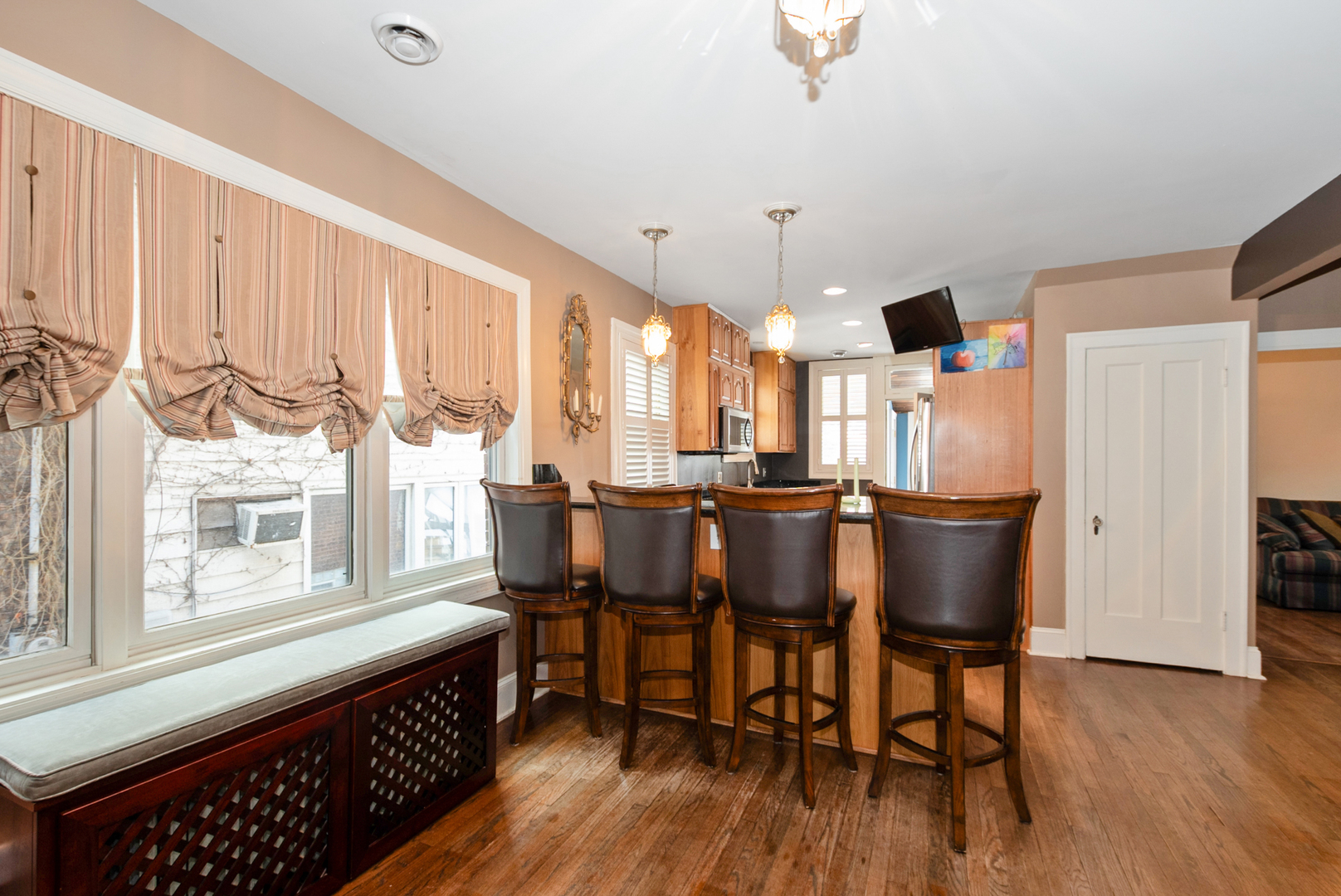 10342 S Fairfield Avenue