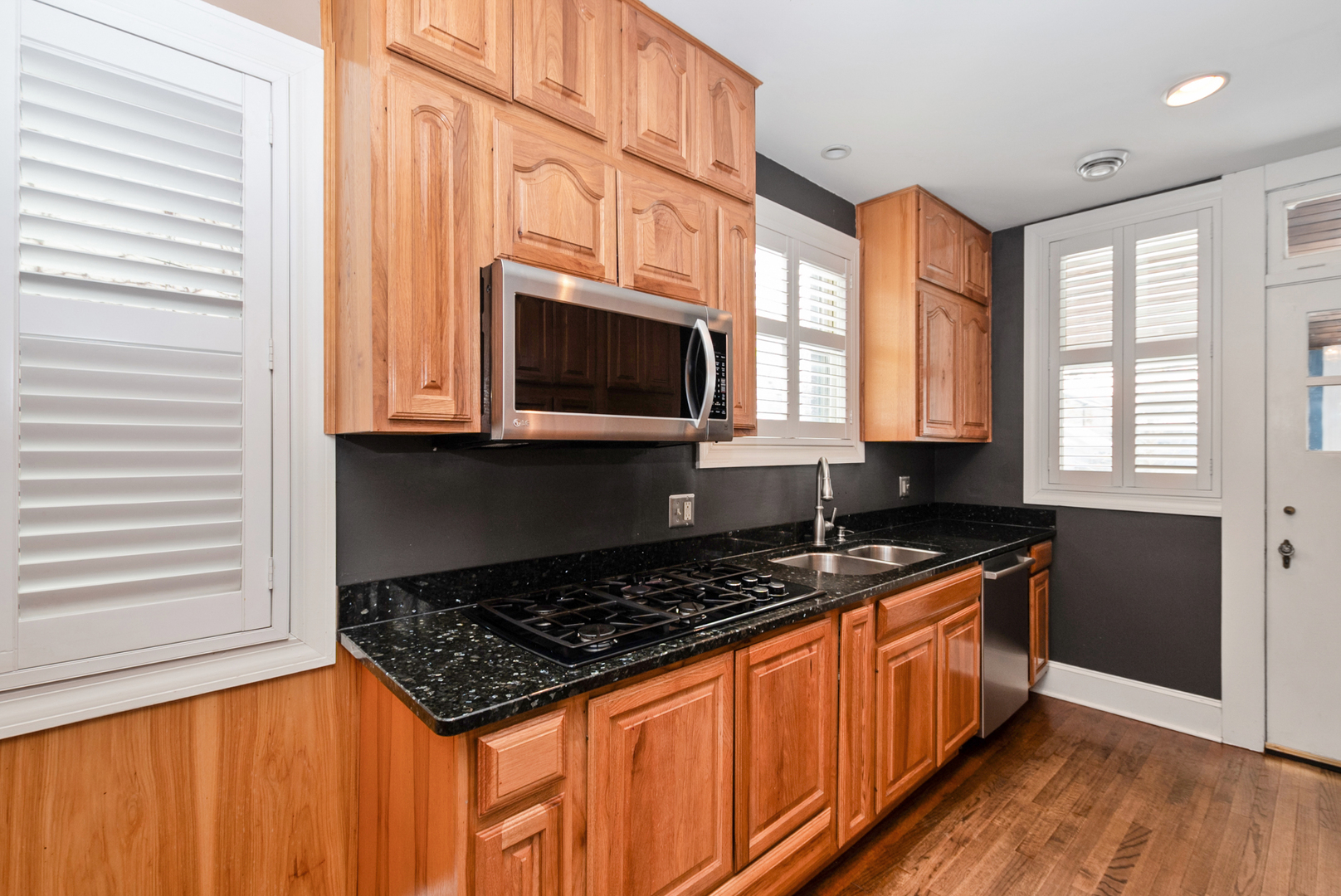 10342 S Fairfield Avenue