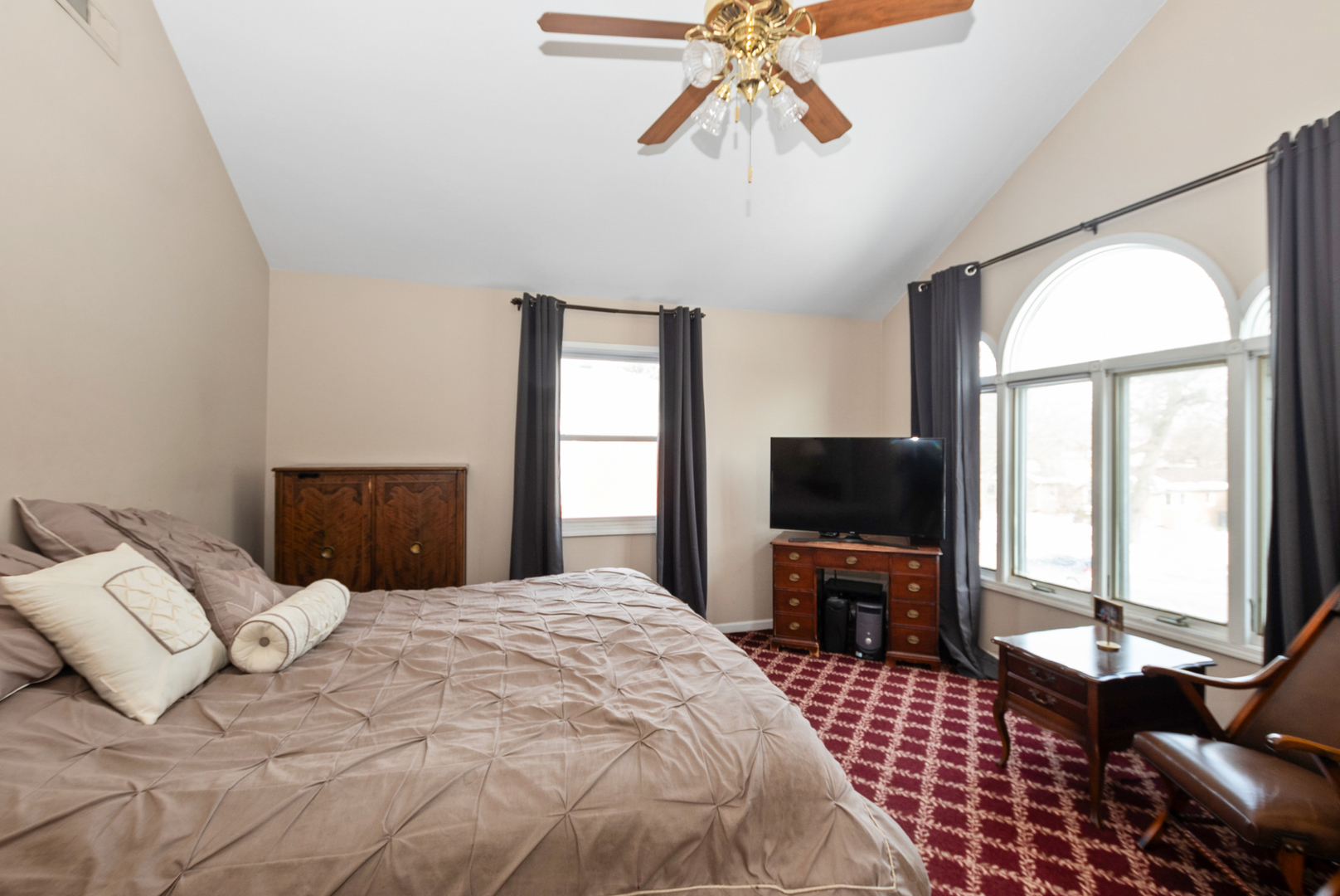 10342 S Fairfield Avenue