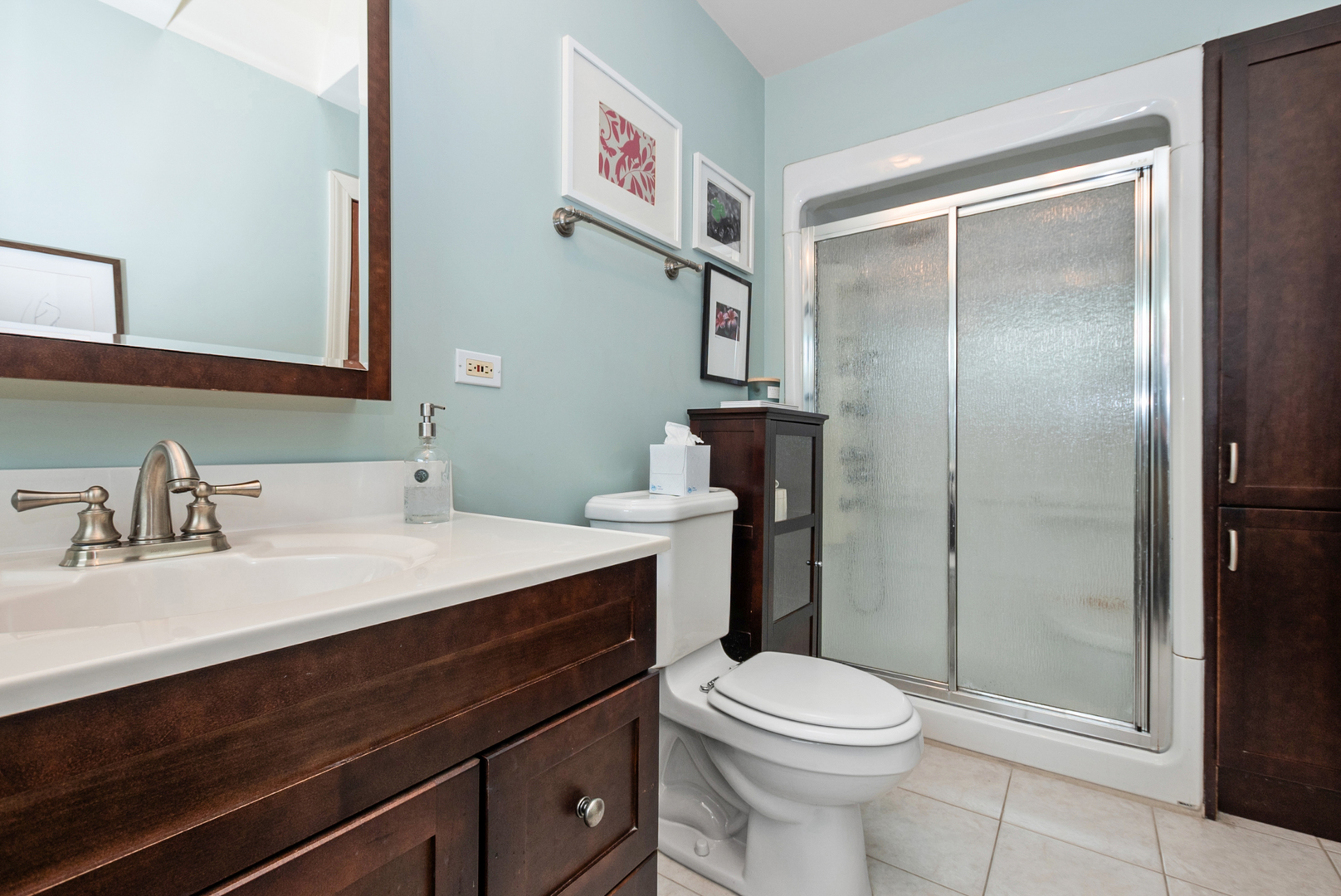 2524 W 110th Place