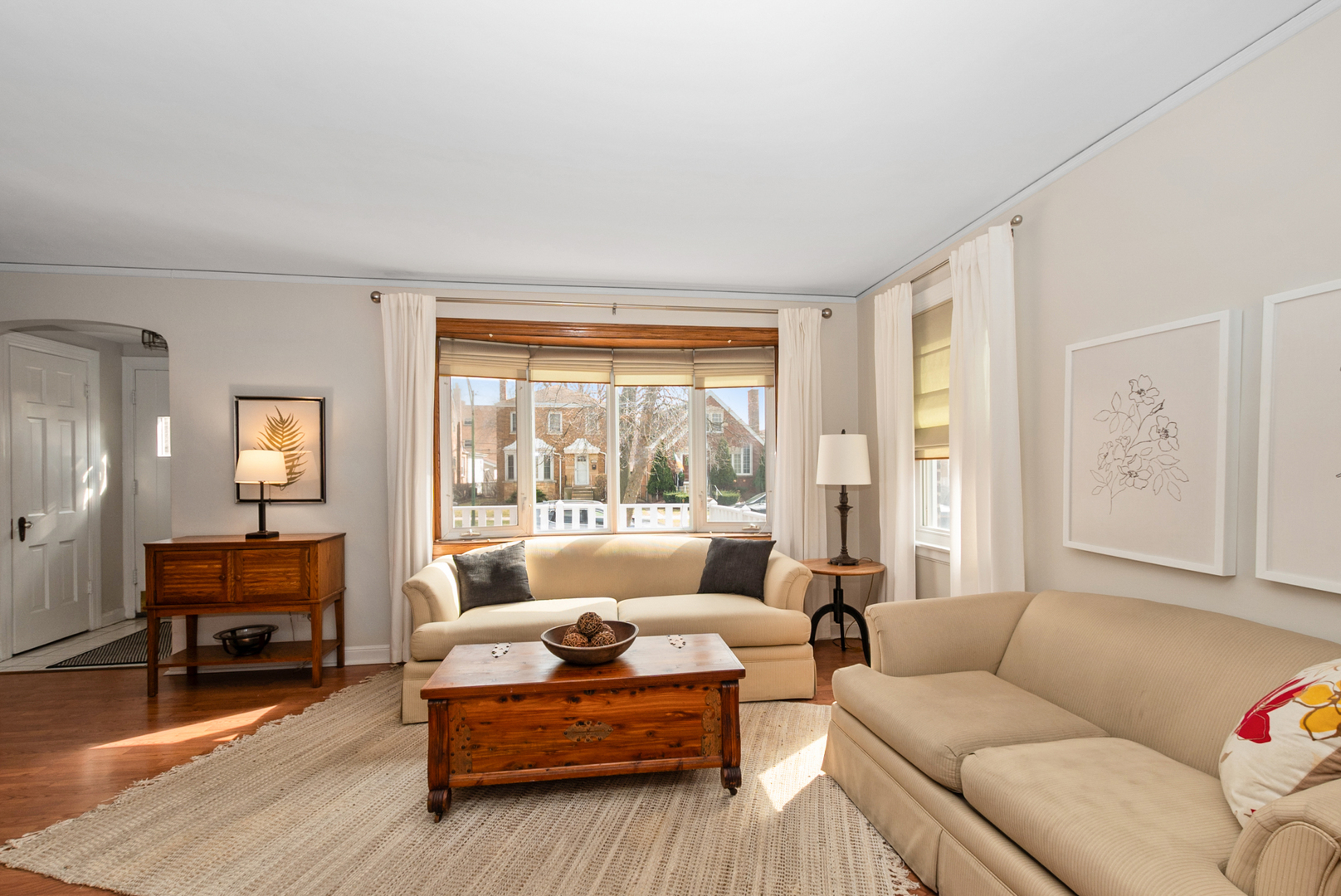 2524 W 110th Place