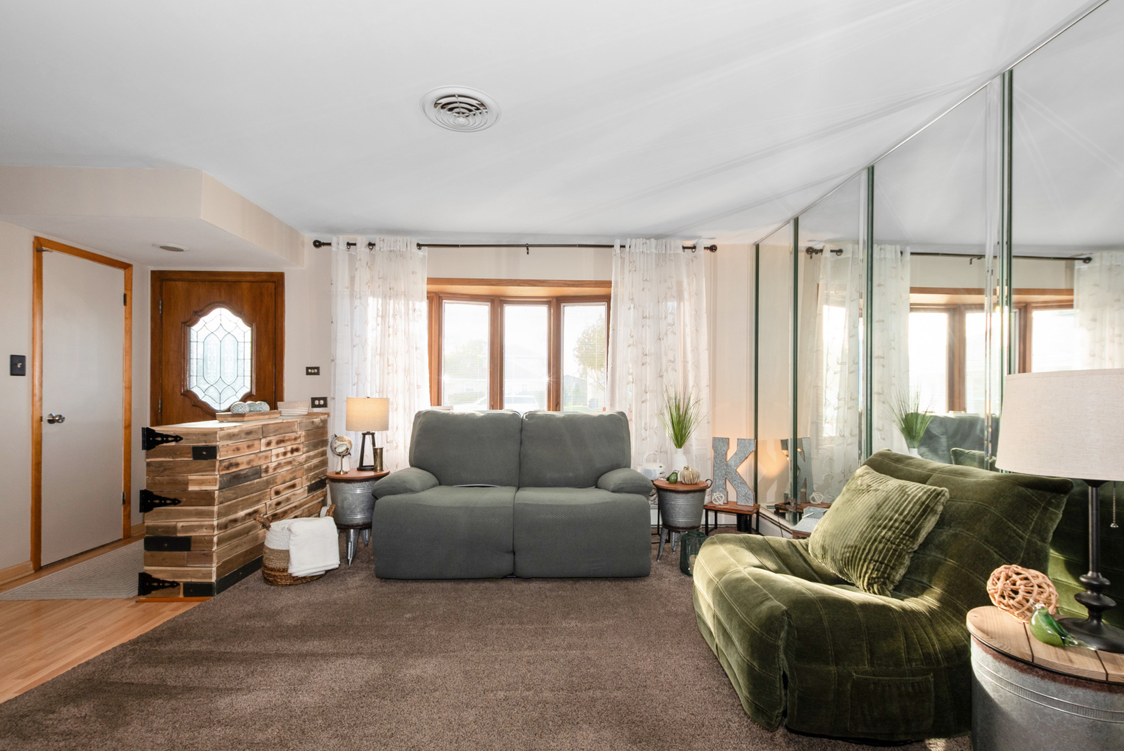 10317 Lacrosse Avenue