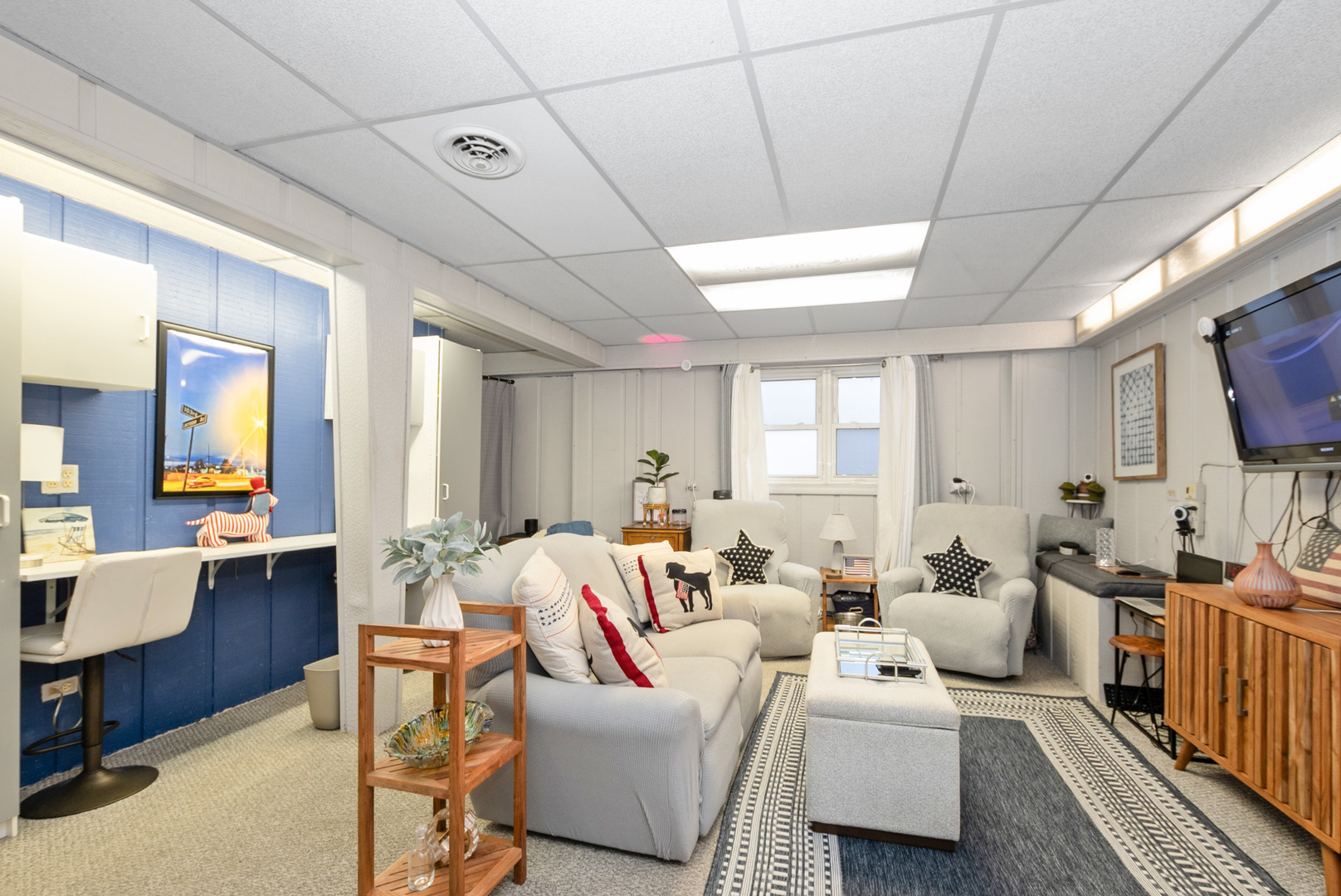 10317 Lacrosse Avenue