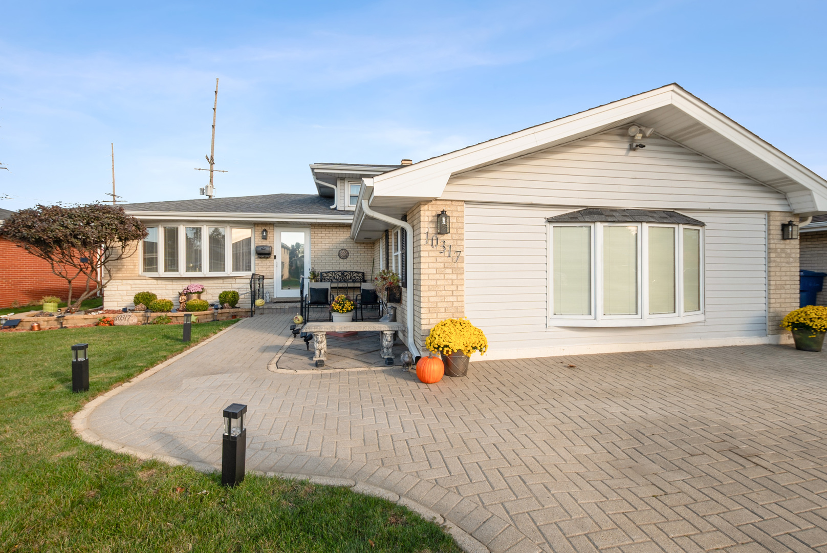 10317 Lacrosse Avenue