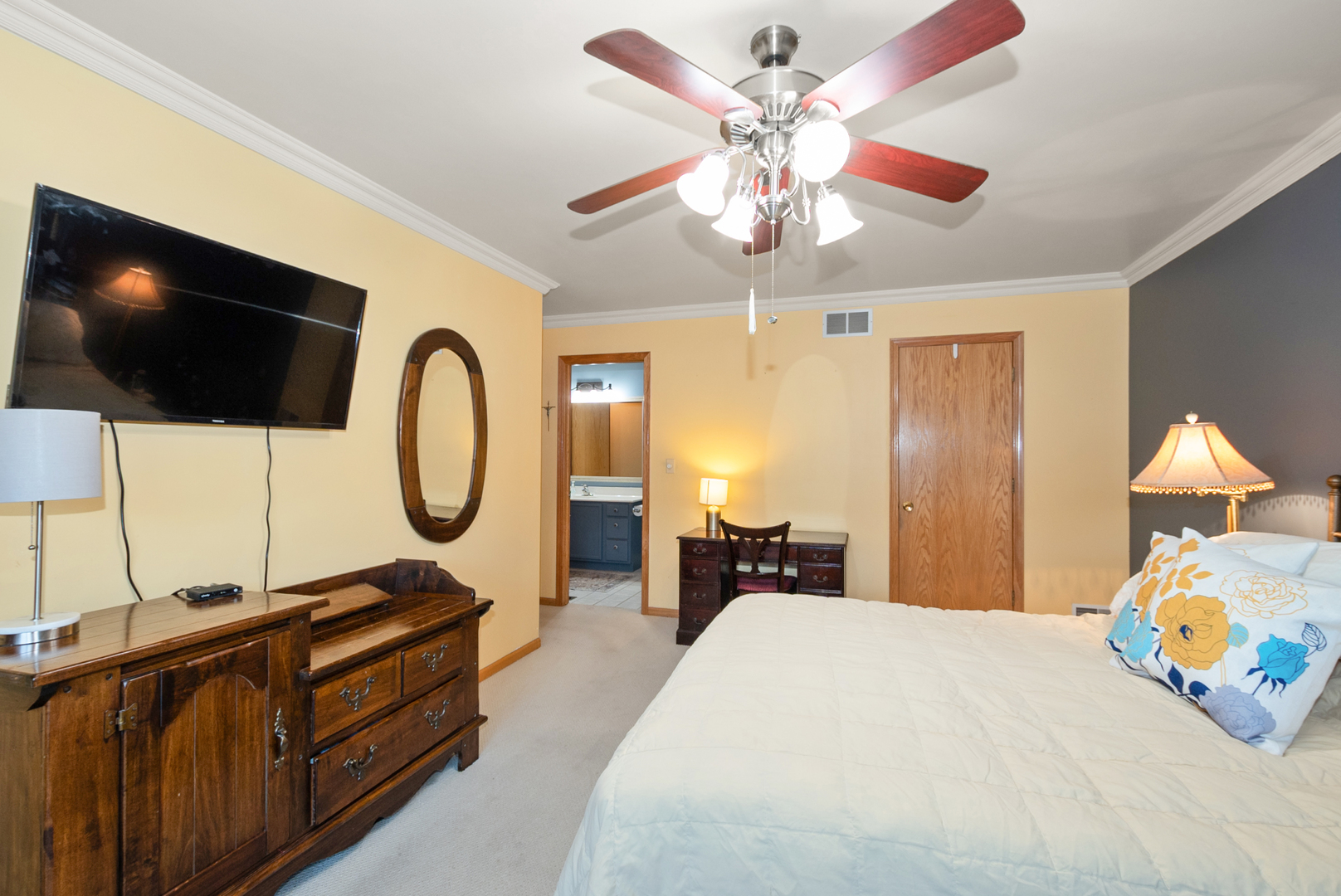 10934 S Lorel Avenue Unit: 10934