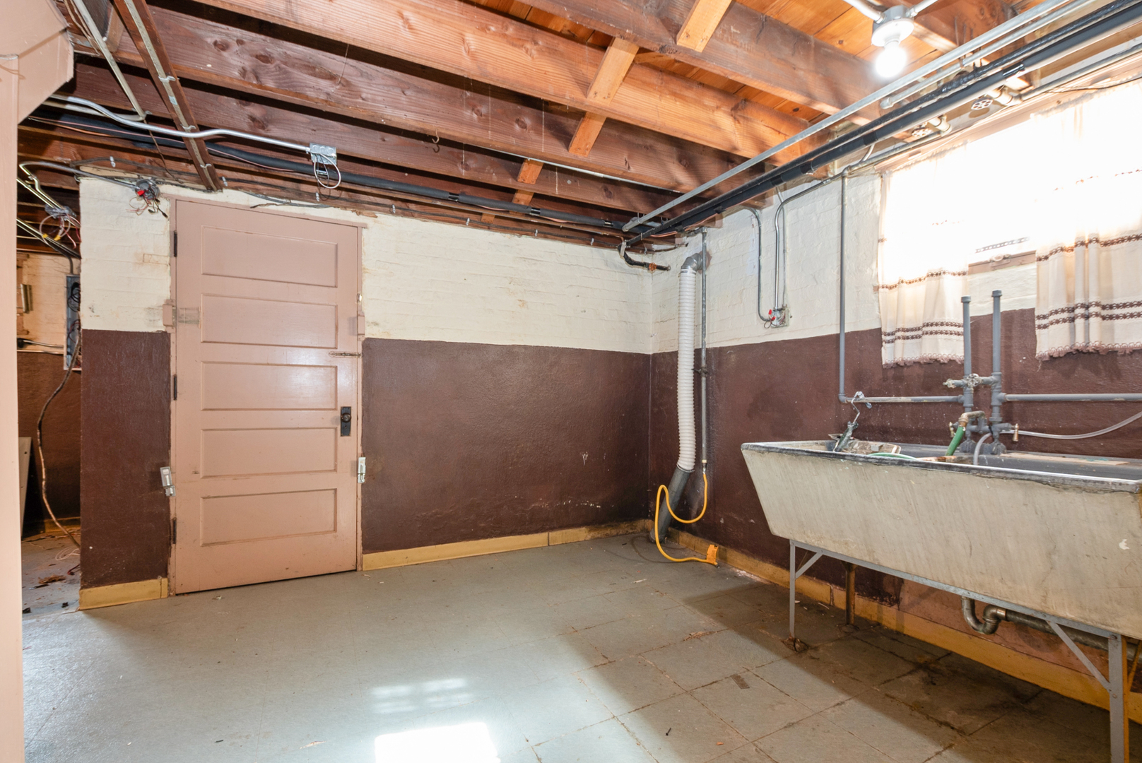 10735 S Washtenaw Avenue