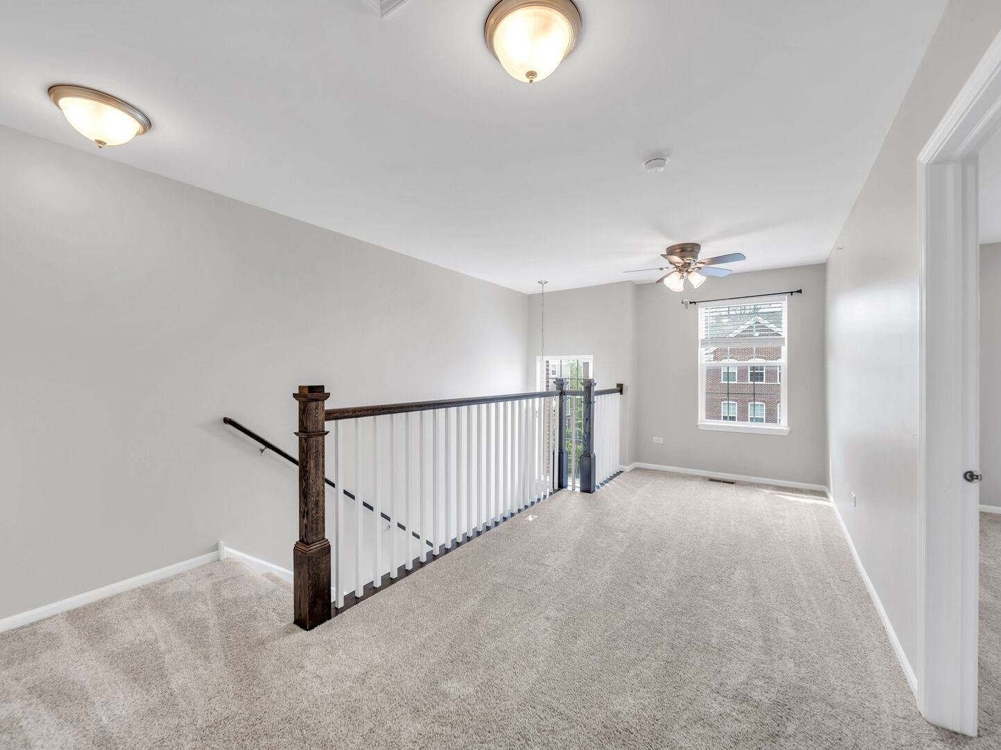 2534 Huntleigh Lane