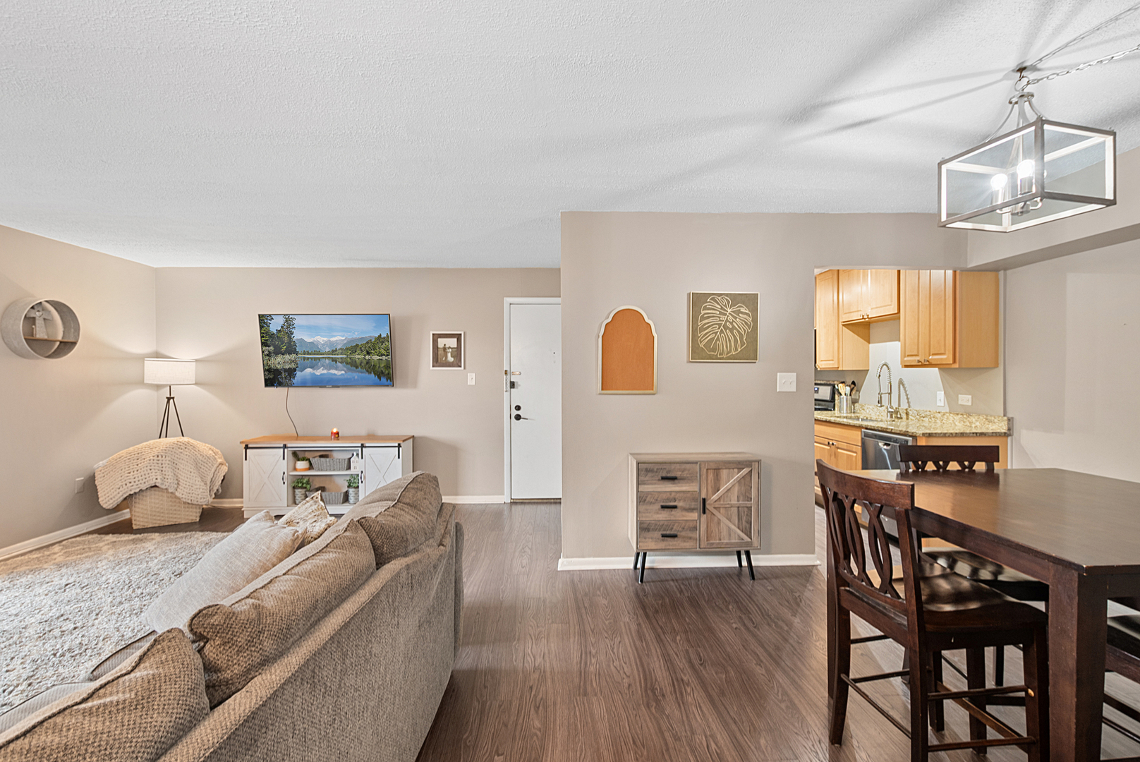 9130 W 140th Street Unit: 2NW