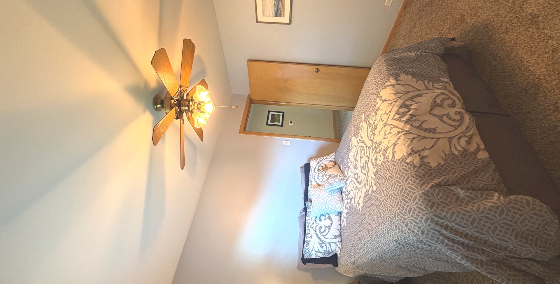 2844 W 100th Place