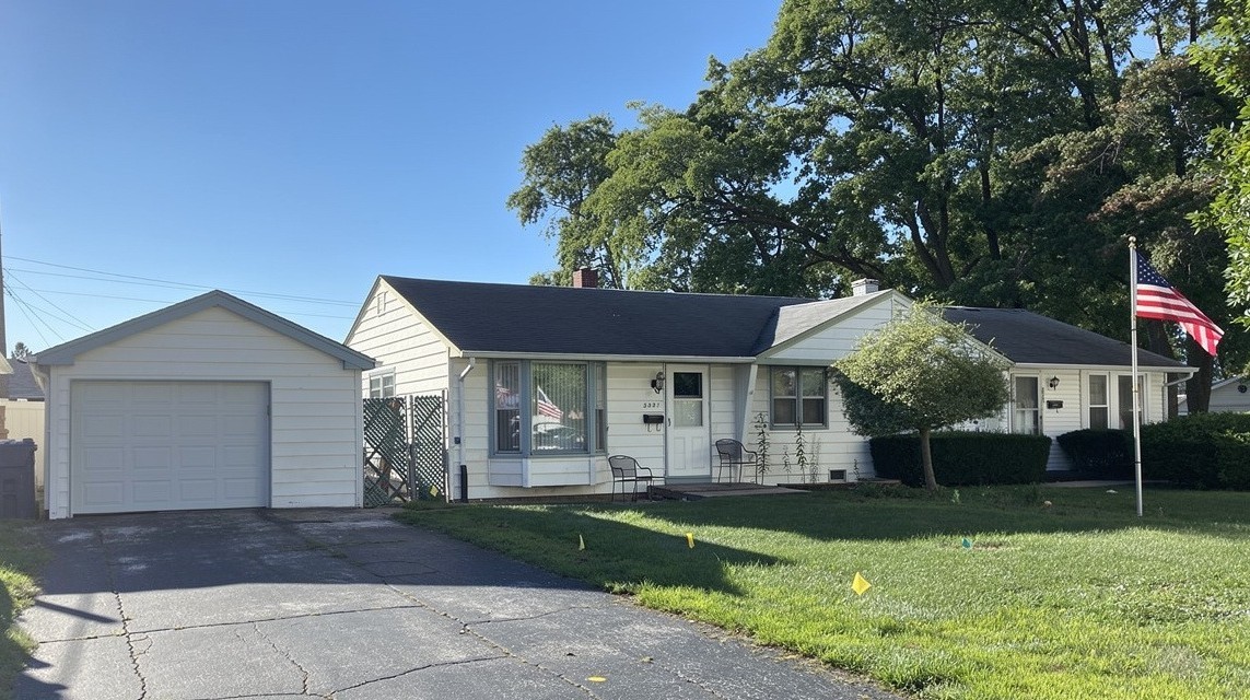8957 S Main Street