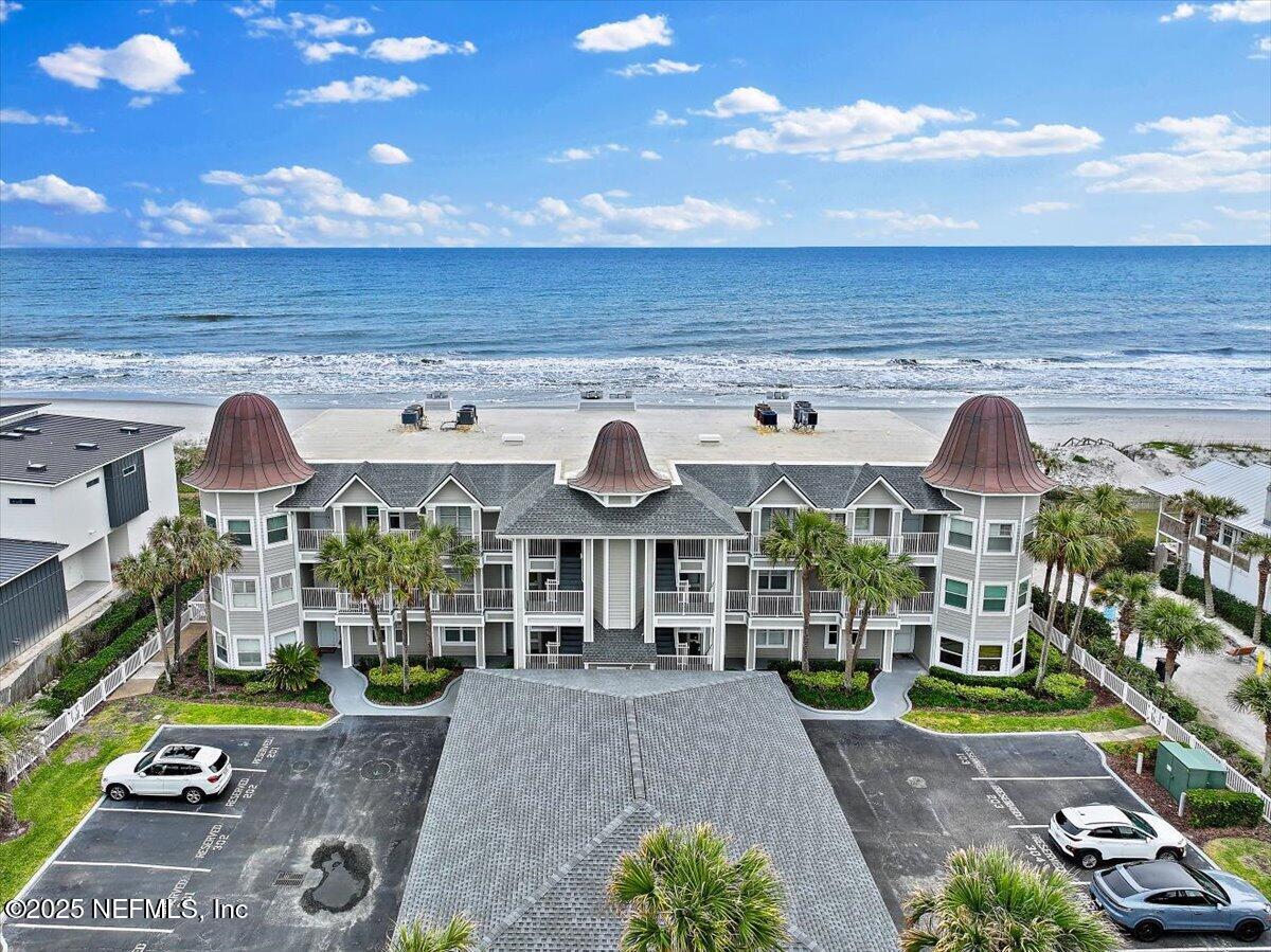 701 BEACH Avenue, 204