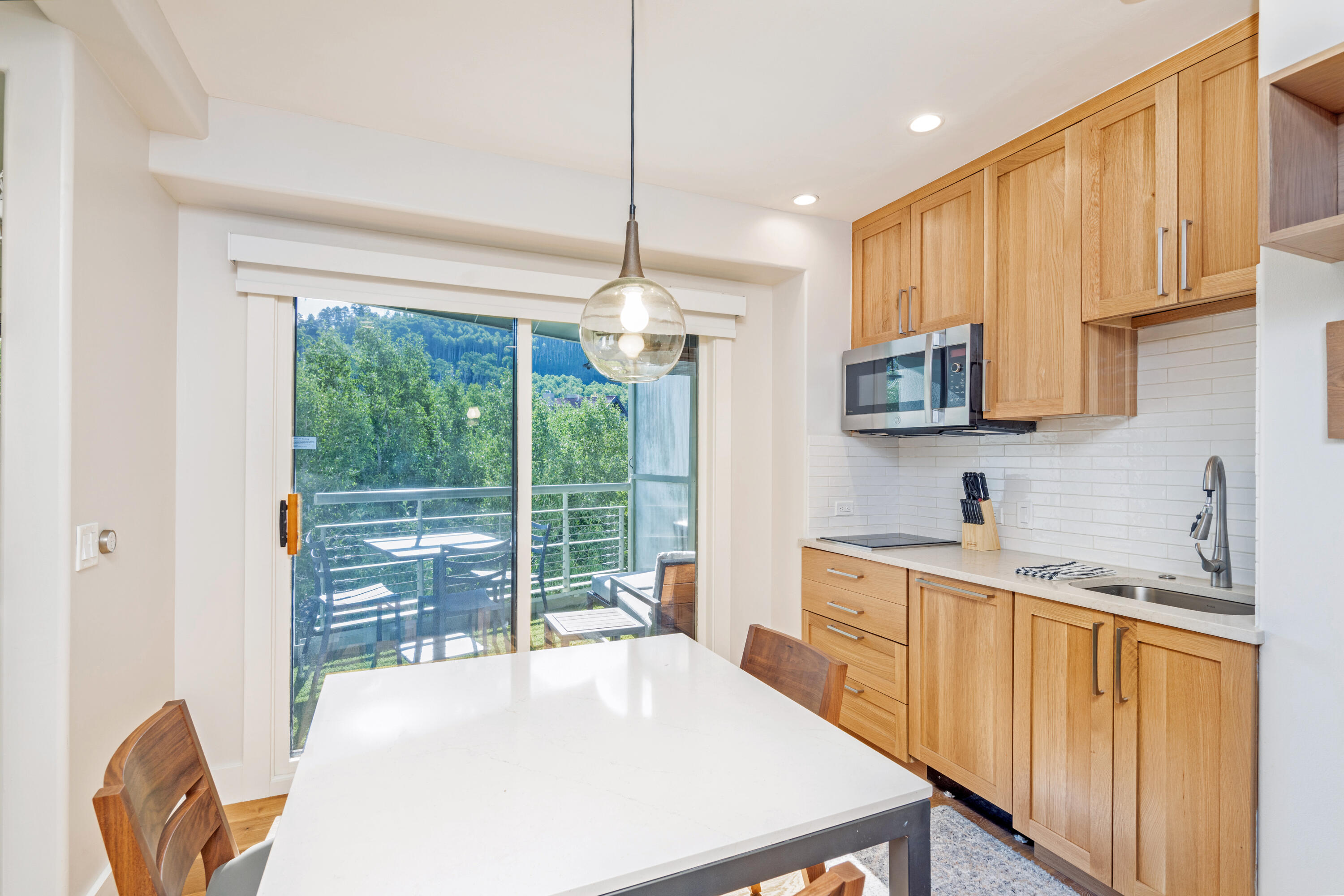 136 Country Club Drive Unit: 651