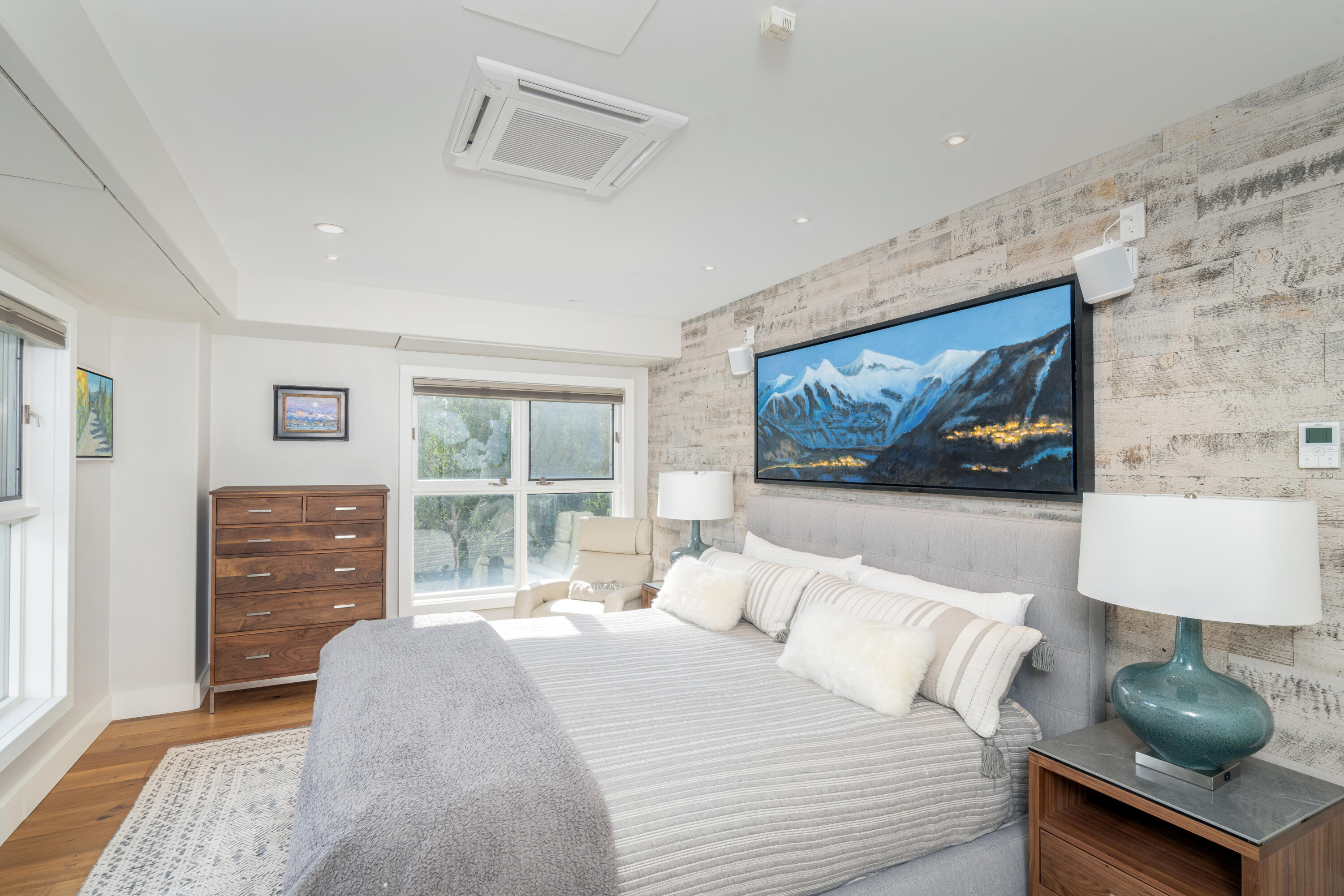 136 Country Club Drive Unit: 651