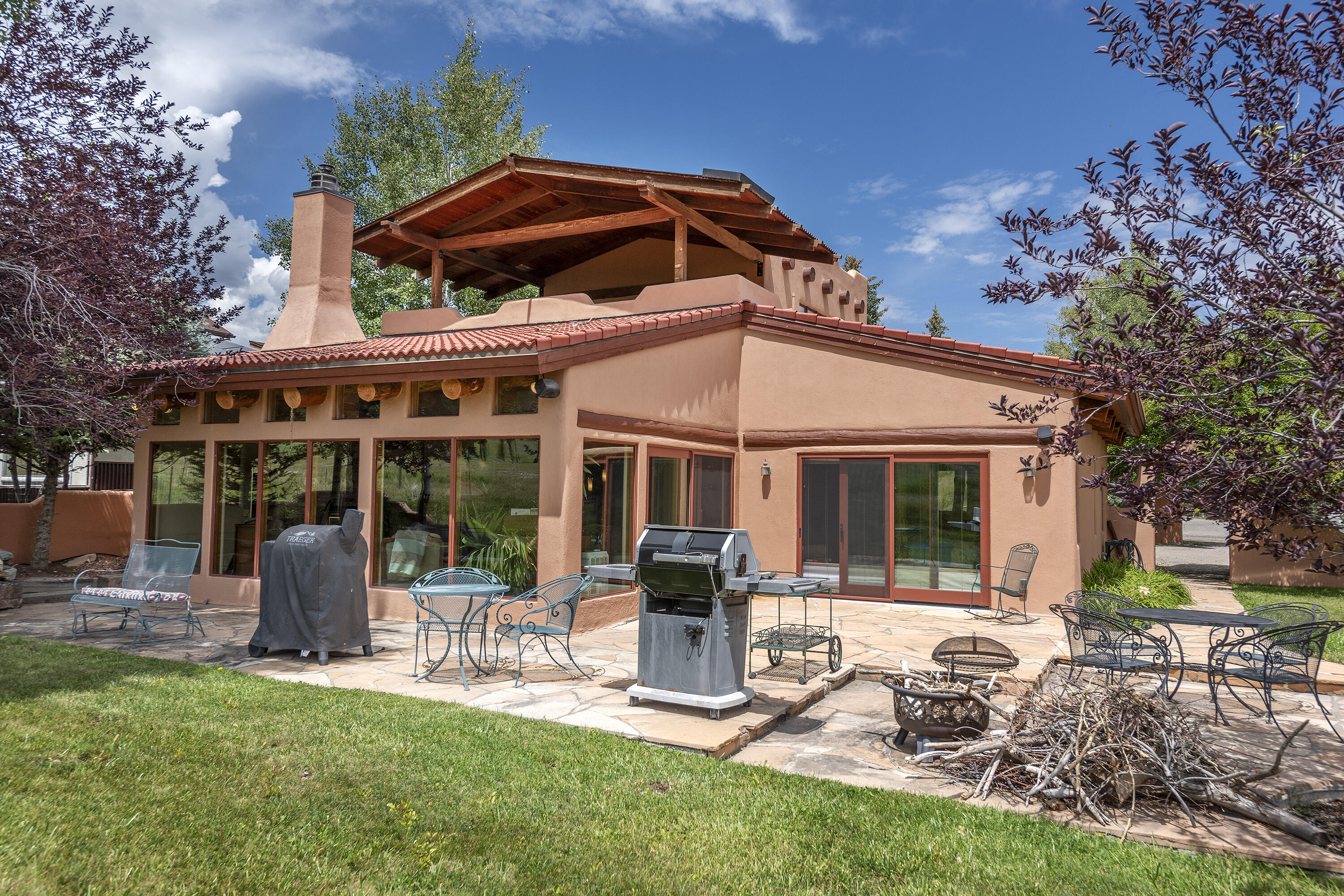 610 Sabeta Drive