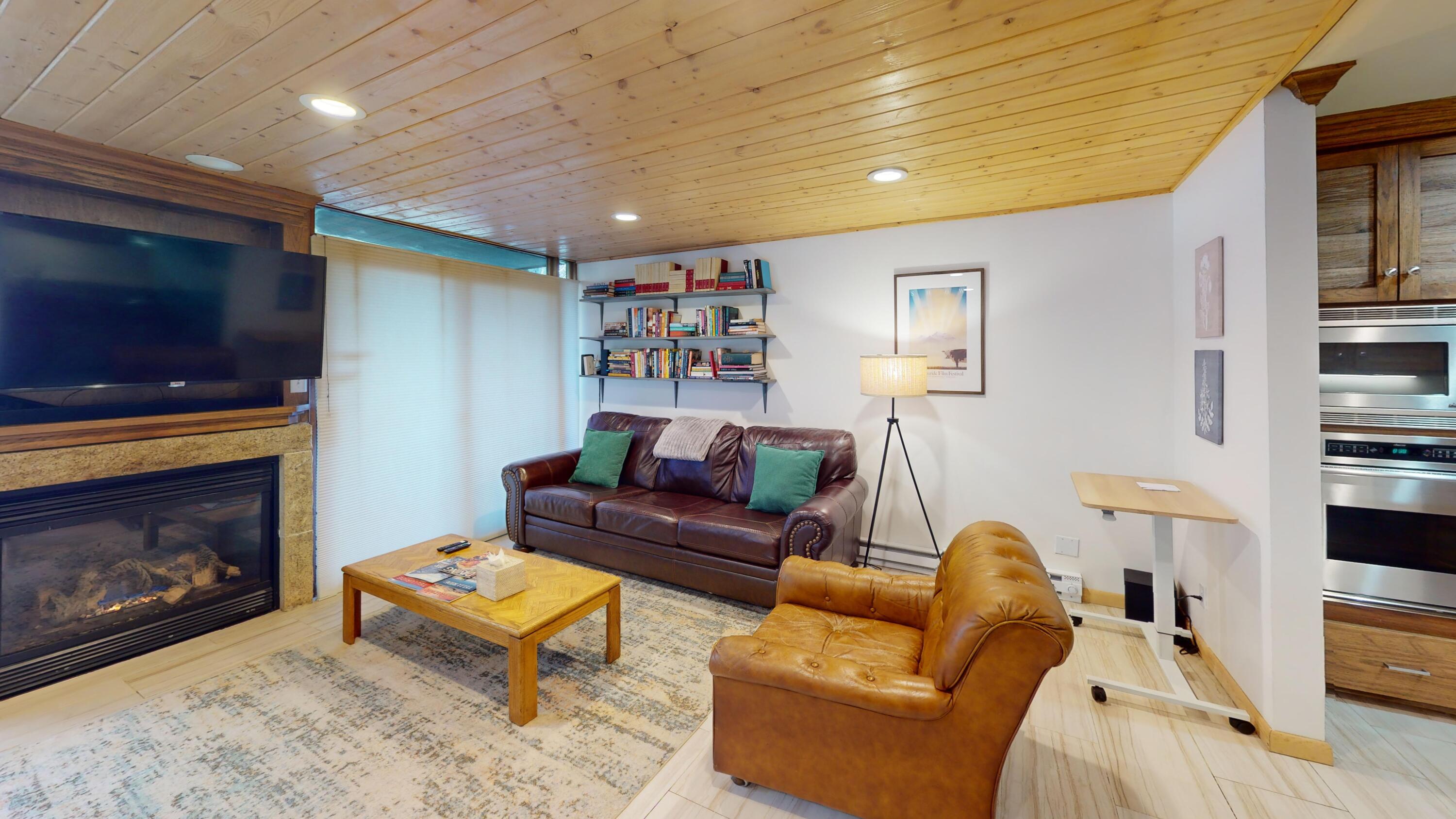 747 W Pacific Avenue
