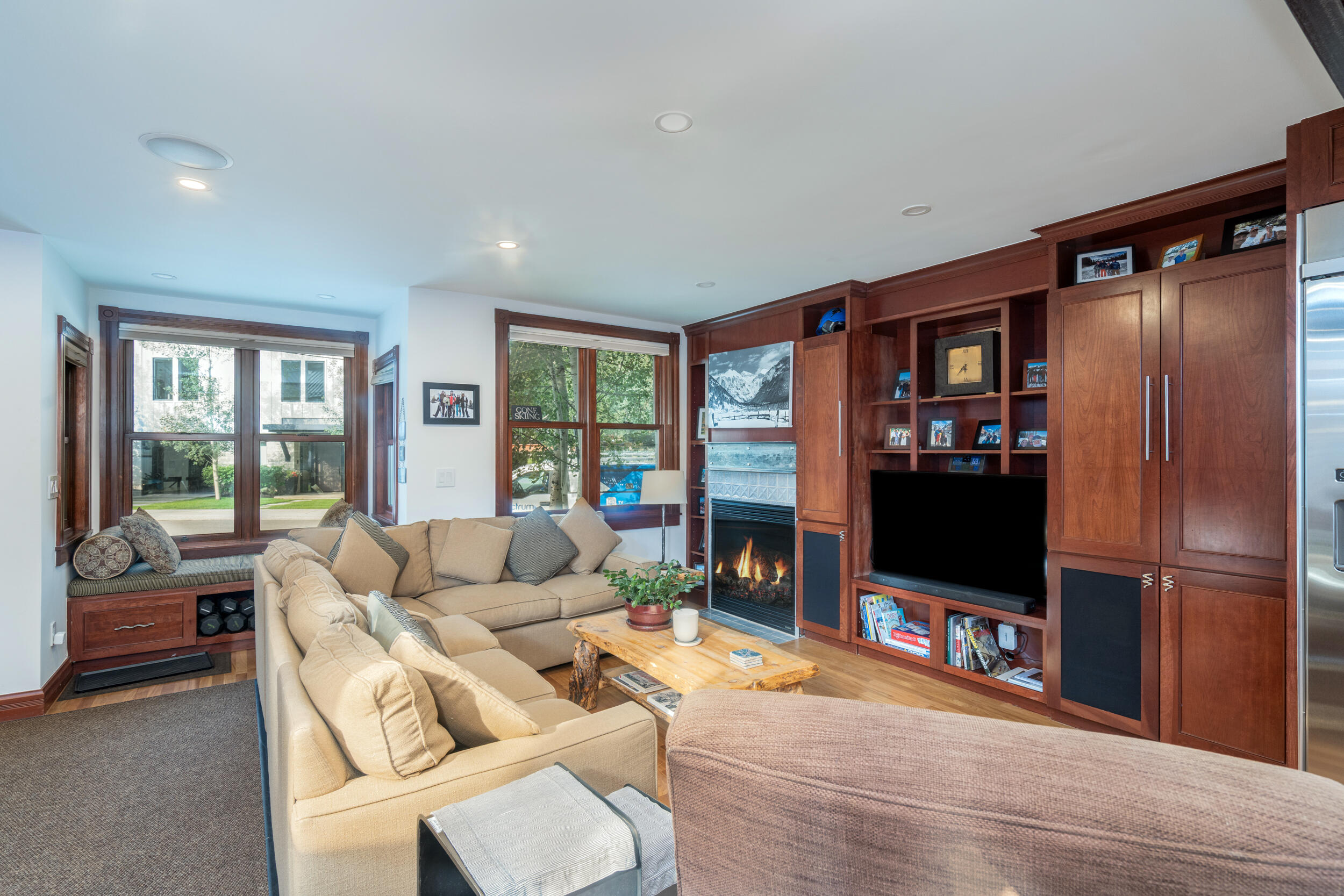 785 Smuggler Avenue