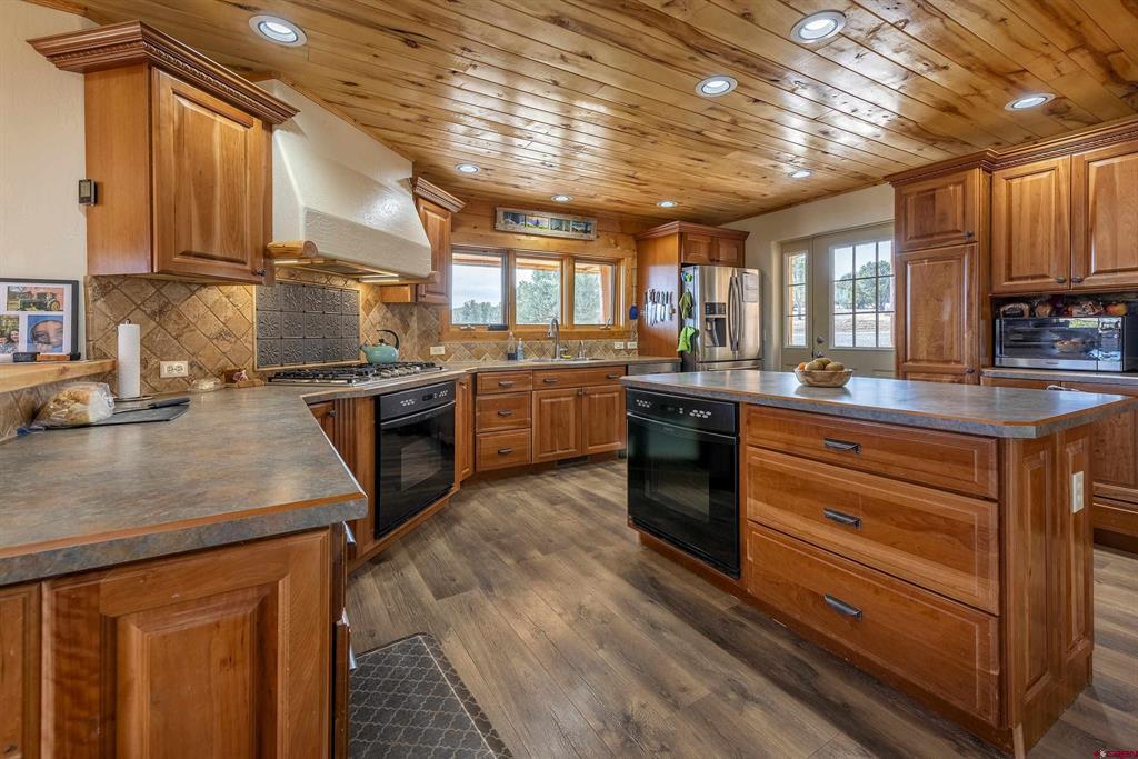 382 Sugar Bush Lane