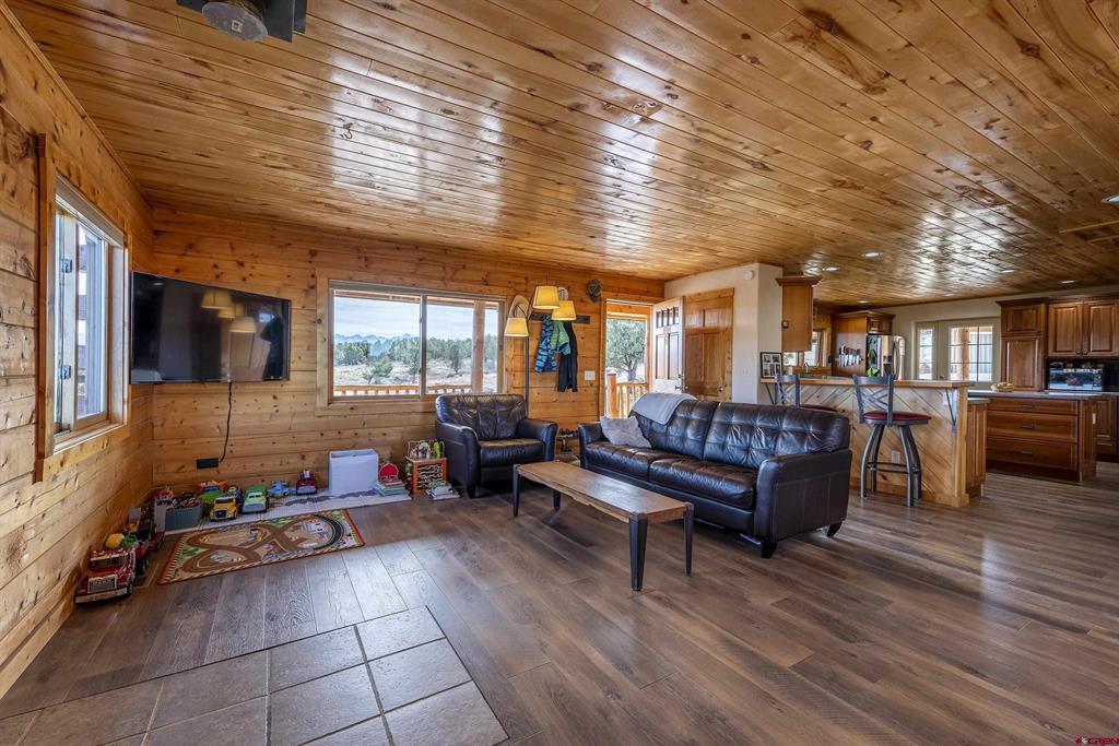382 Sugar Bush Lane