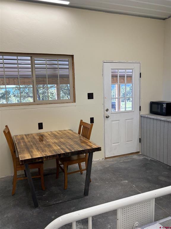 382 and 1531 Sugar Bush and Sager