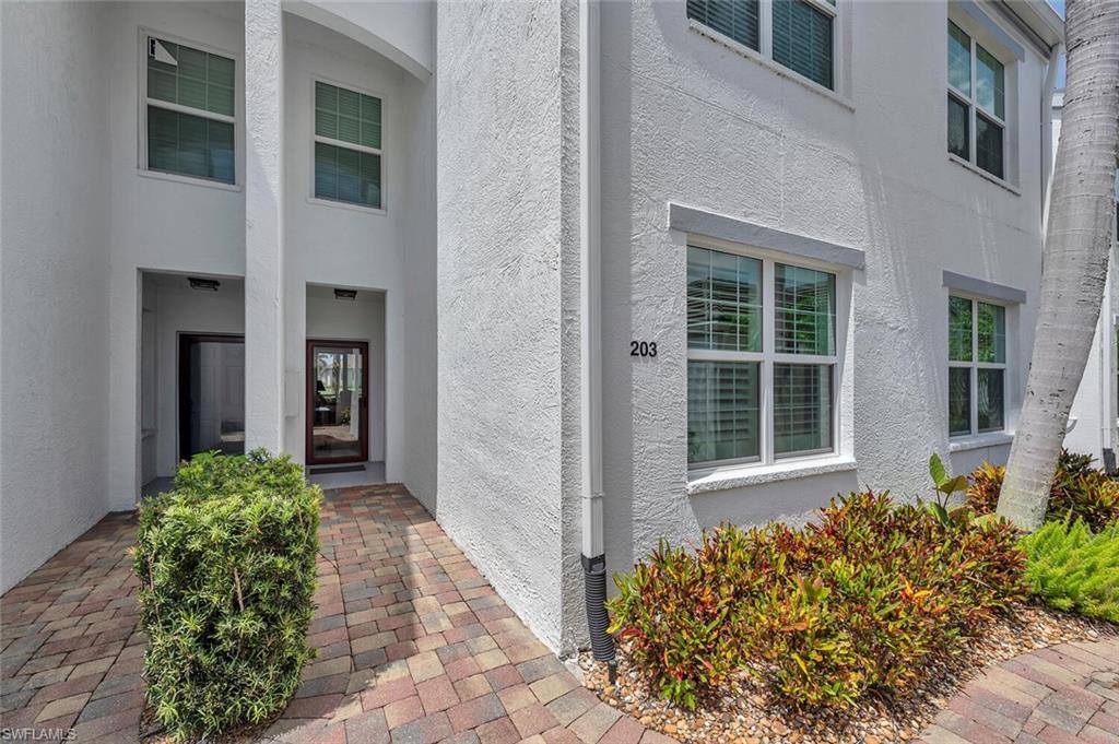 5963 Sand Wedge LN # 203