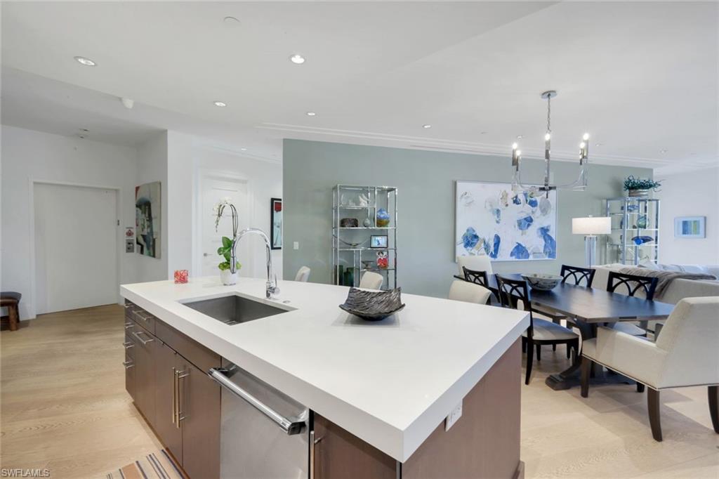 382 12th AVE S 202