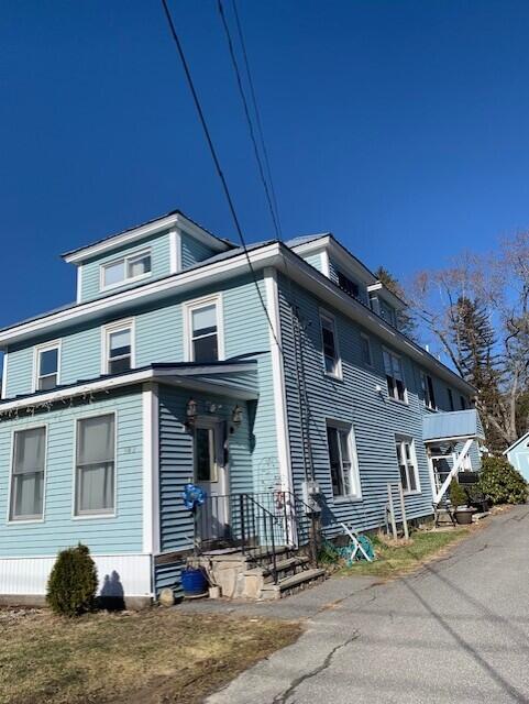 382 College Avenue