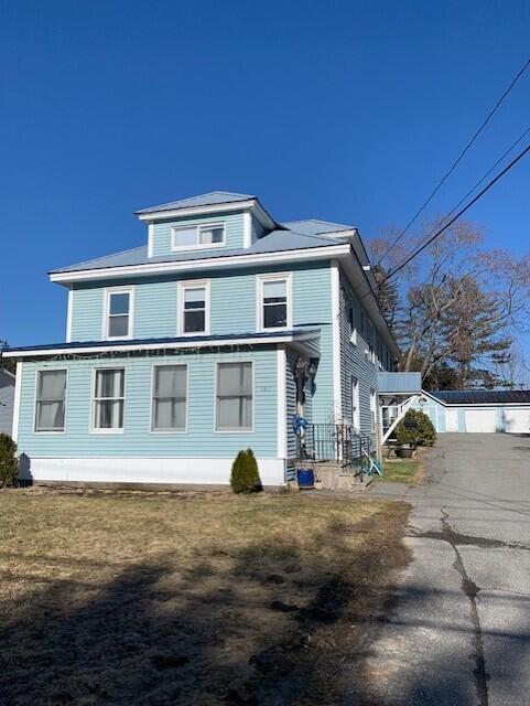 382 College Avenue