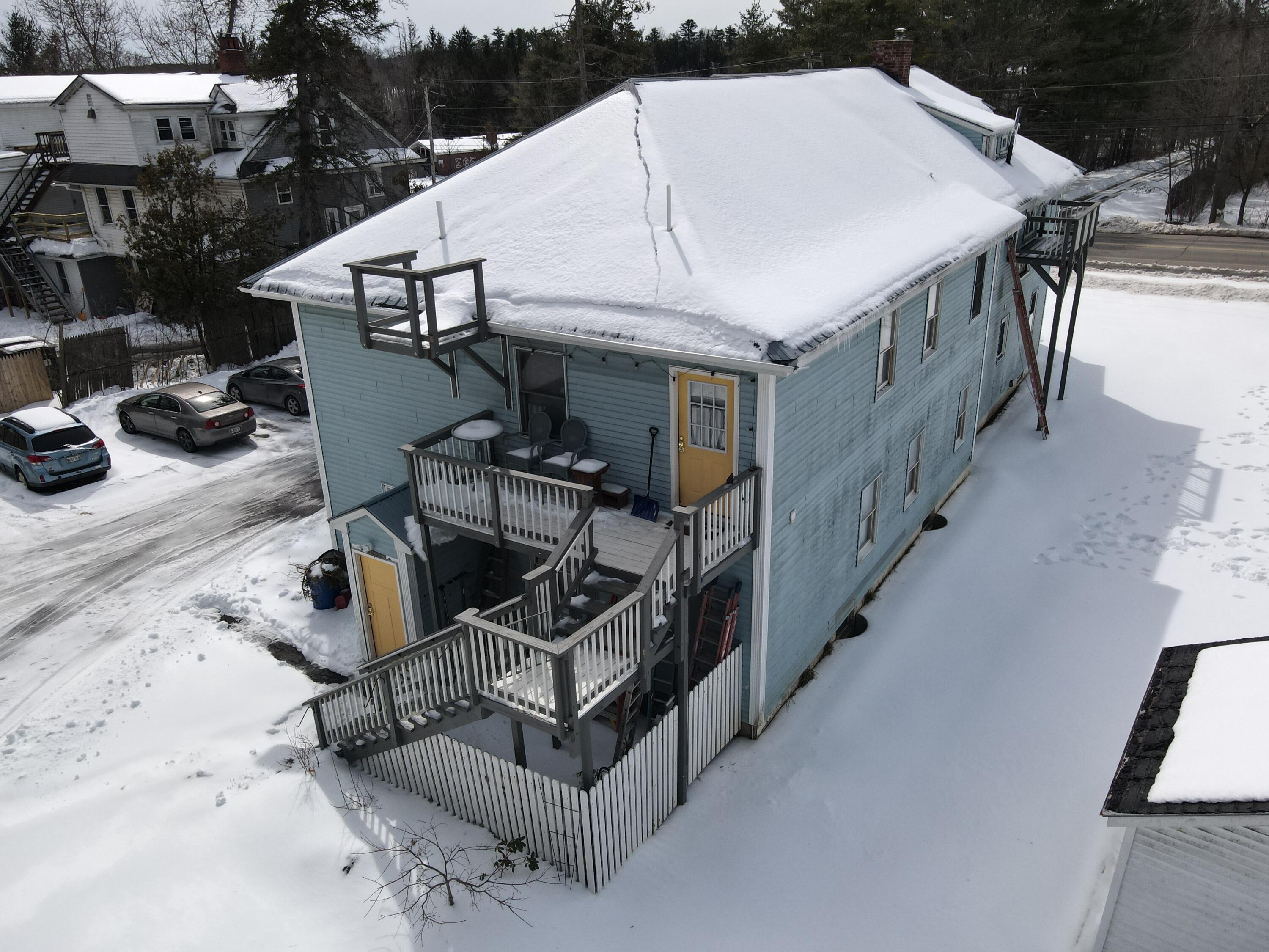 382 College Avenue