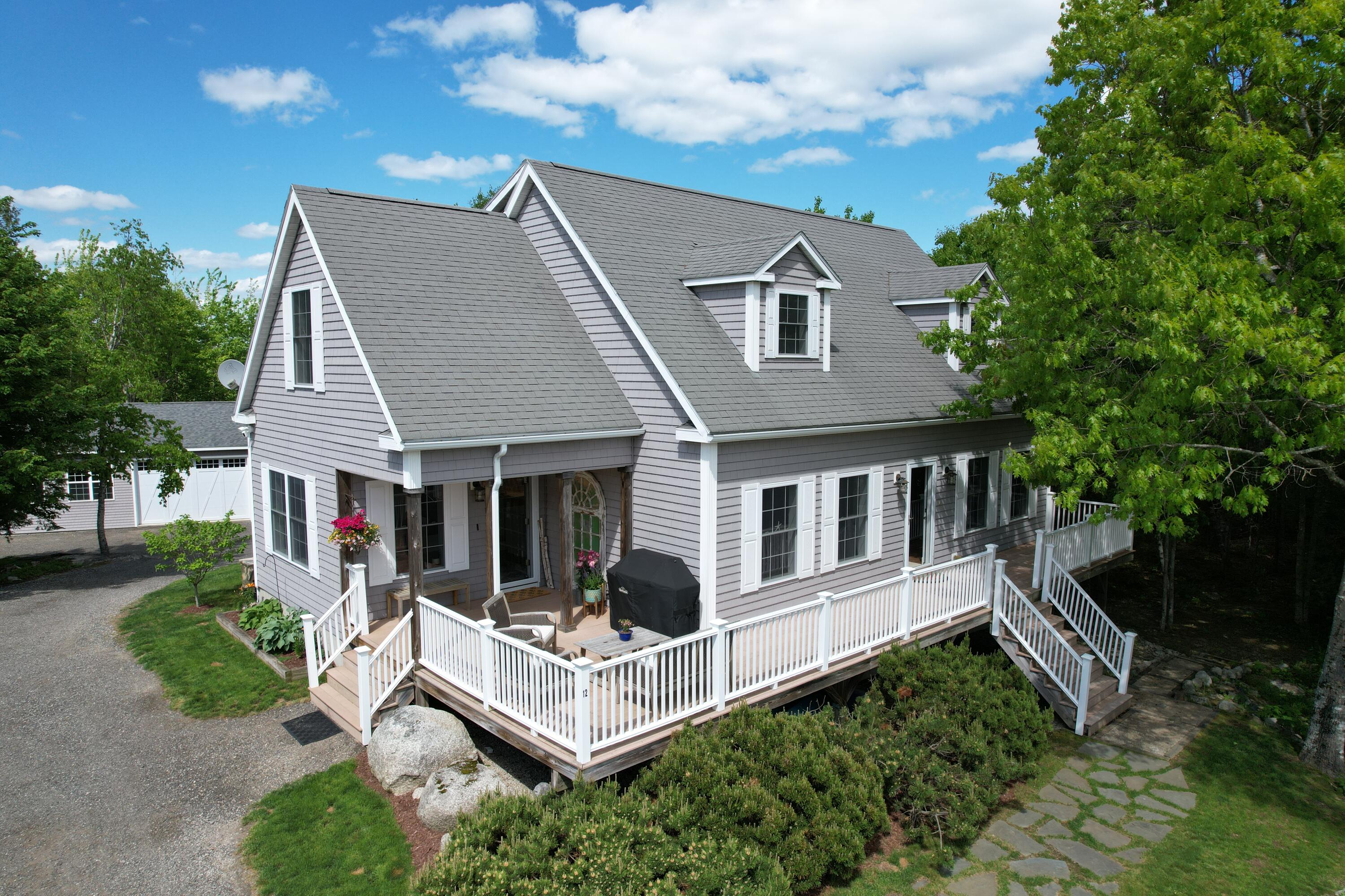 12 Lonely Oak Way