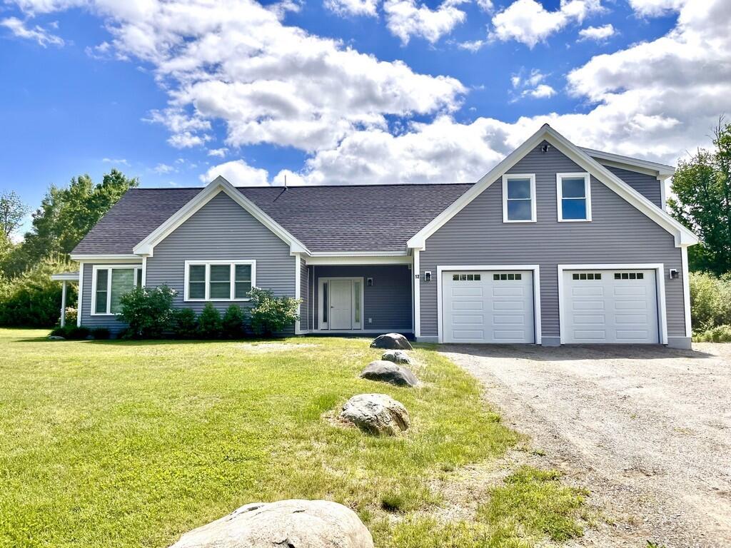 12 Woodacres Drive