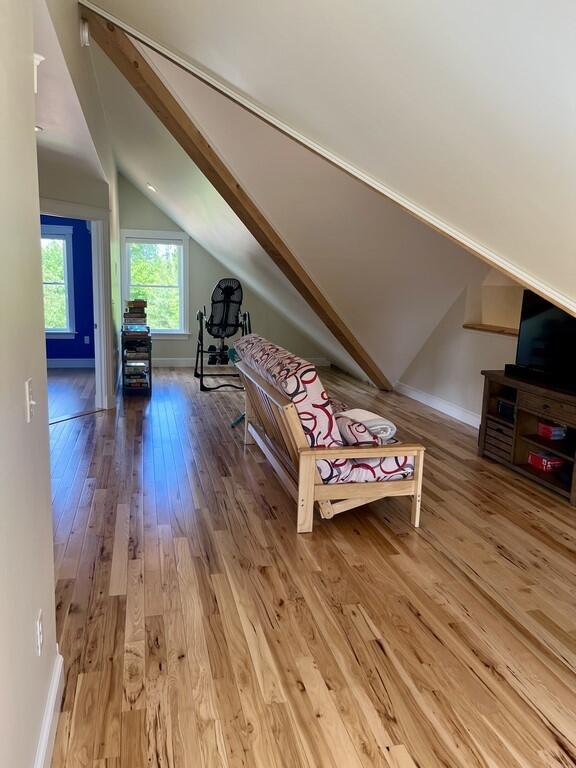 12 Woodacres Drive
