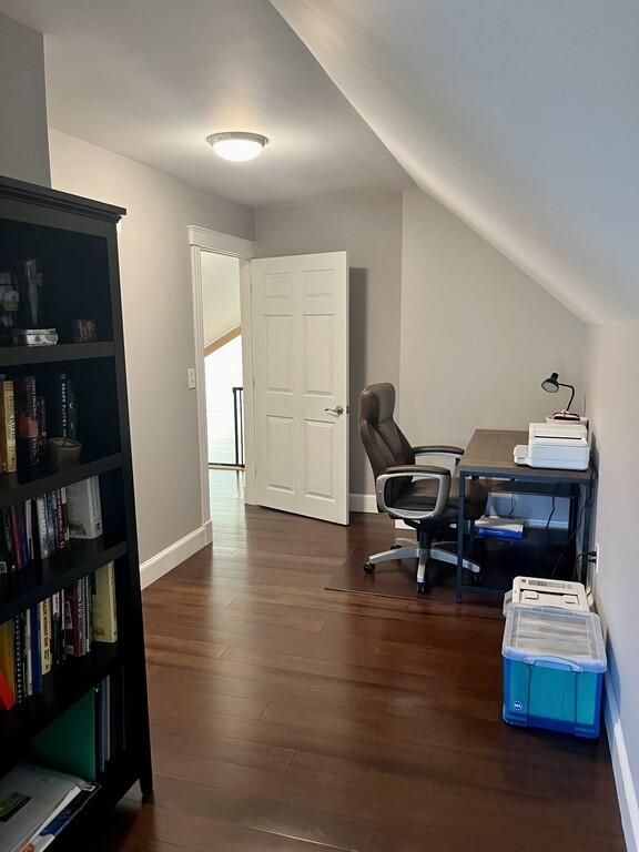 12 Woodacres Drive