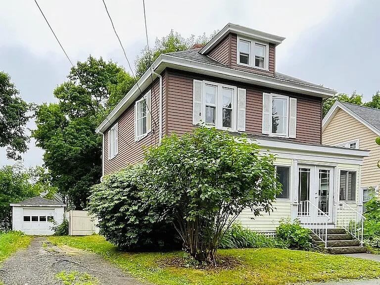 196 Elm Street