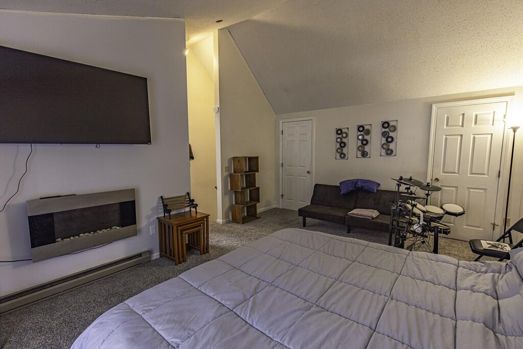 1 Colburn Drive, 15